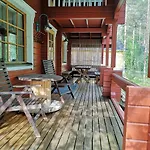 Kuhahuvila, Kalajaervi, Maatilamatkailu Ilomaeen Moekit ヴィラ *