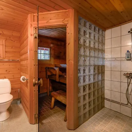 Kuhahuvila, Kalajaervi, Maatilamatkailu Ilomaeen Moekit Willa Seinäjoki