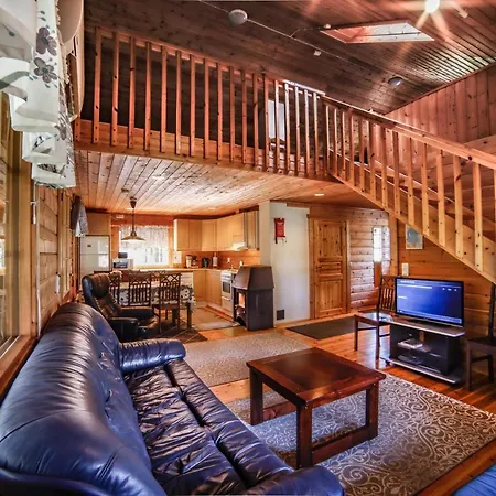 Kuhahuvila, Kalajaervi, Maatilamatkailu Ilomaeen Moekit *