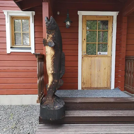 ヴィラ Kuhahuvila, Kalajaervi, Maatilamatkailu Ilomaeen Moekit